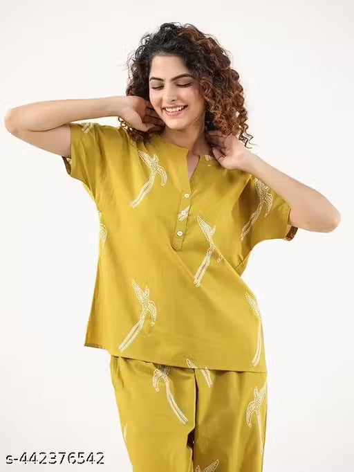 Trendy Fashionable & Desginer Animal Printed cotton Nightsuit For Women & Girls.