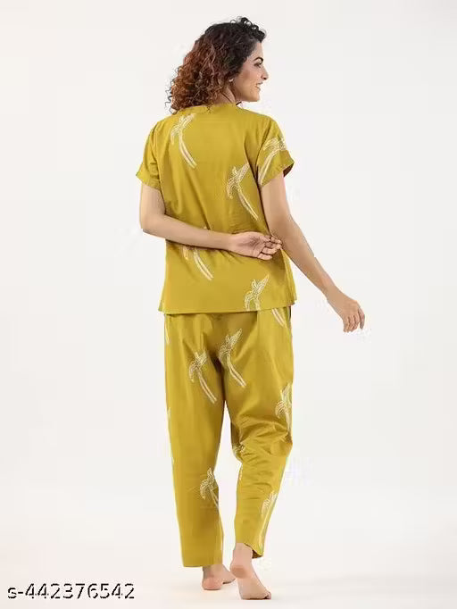 Trendy Fashionable & Desginer Animal Printed cotton Nightsuit For Women & Girls.